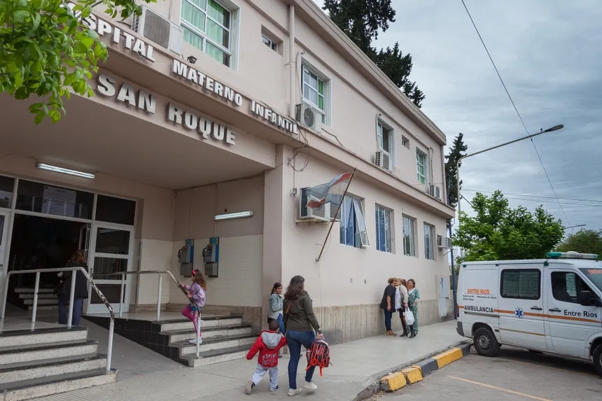 Murió una niña de dos años tras caer a una pileta en Paraná El Hospital San Roque