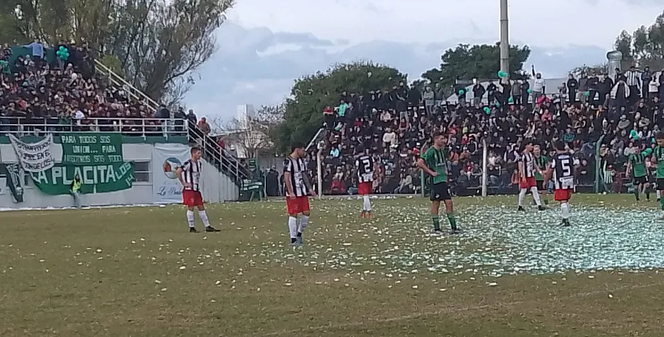 Empate sin goles en la primera final. Foto: Estación Plus Crespo