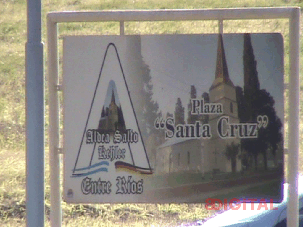 Plaza "Santa Cruz" de Aldea Salto. Foto: Elochodigital