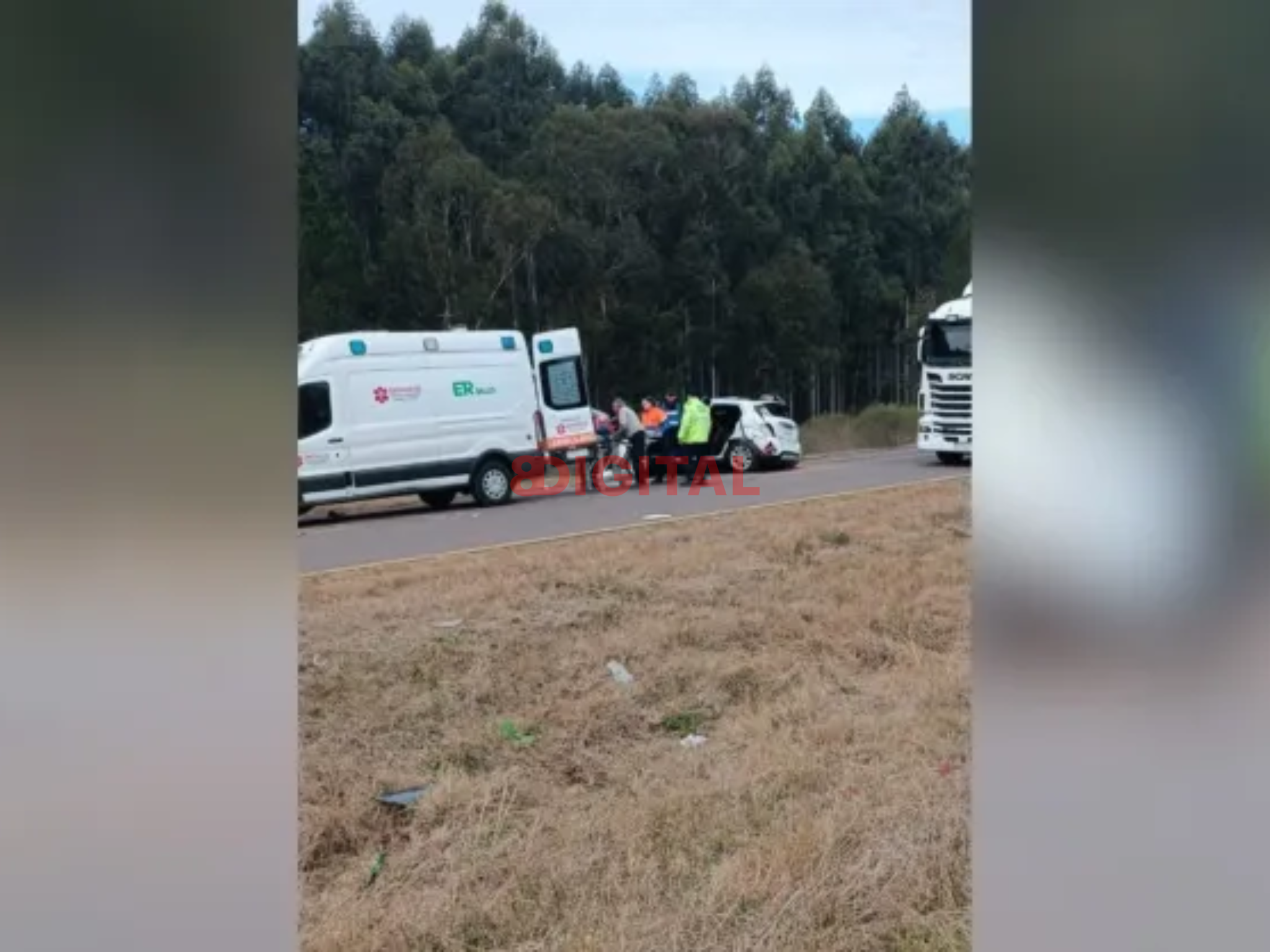 Despistó y volcó en la Autovía Gervasio Artigas