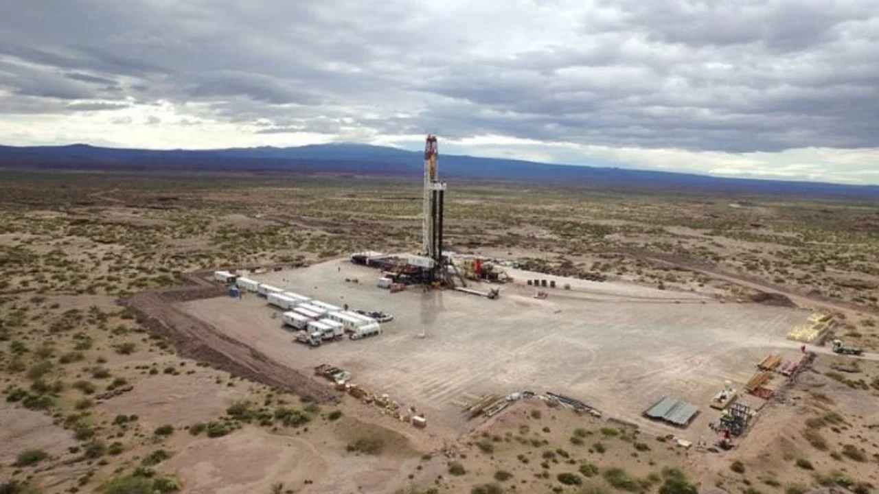 El informe de Moody´s que refleja cuál es la grieta en la industria petrolera argentina