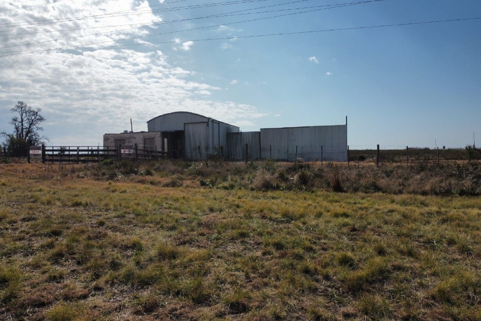 El gobierno clausuró definitivamente un acopio ilegal en Araguren.