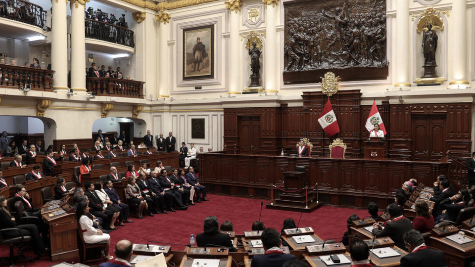 Perú: el Congreso legisla a favor del crimen organizado, denuncia Human Rights Watch | Según un informe la organización internacional de derechos humanos