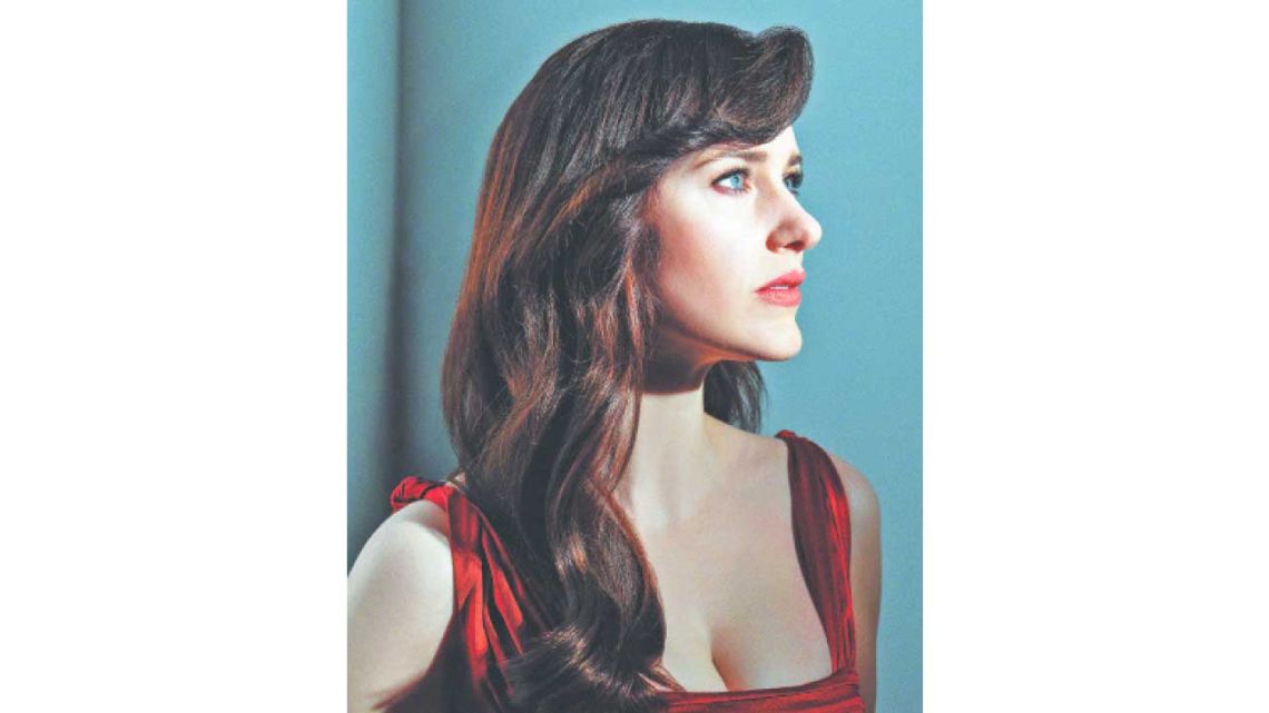 Rachel Brosnahan: “Lois tiene mucho de cine clásico”