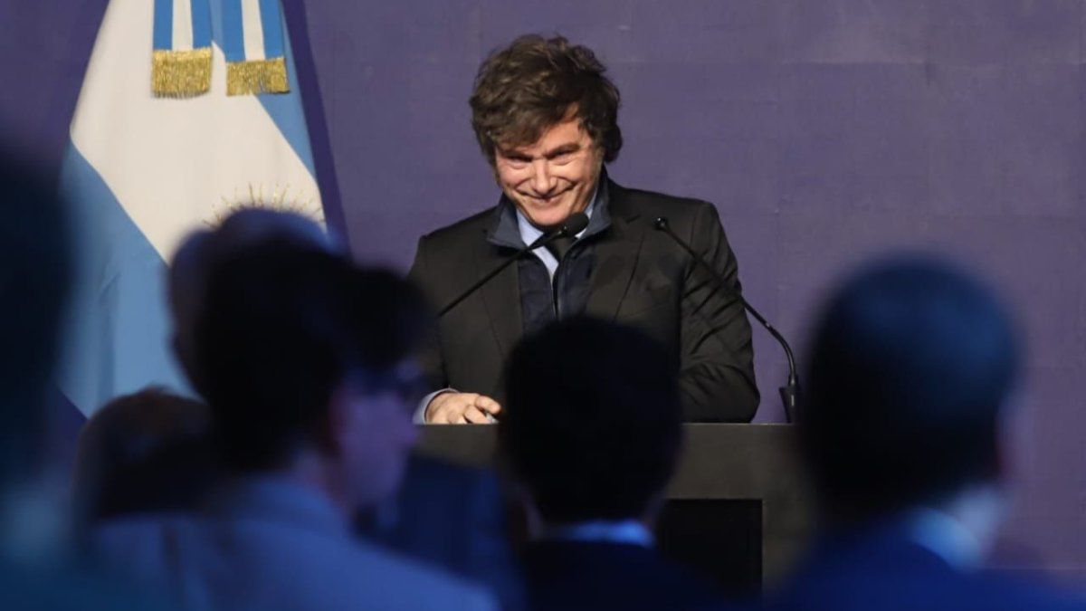 empresarios alertan por desequilibrios del modelo