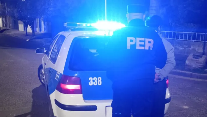 Joven violento atacó a su ex en Paraná Joven violento atacó a su ex en Paraná