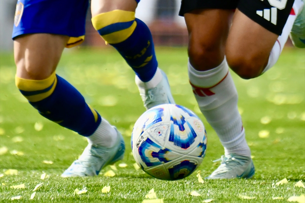 Anunciaron cambios arbitrales y extensión del mercado de pases.