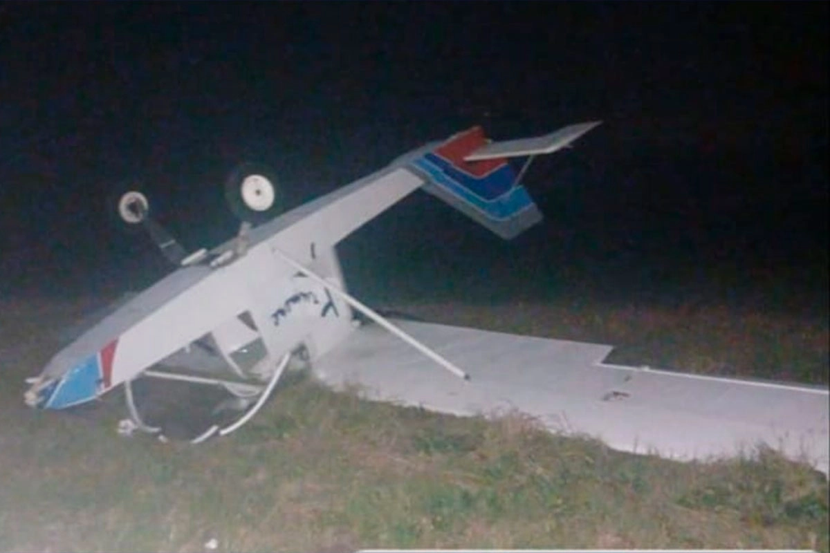 Aeronave experimental se dio vuelta en el aeroclub de Diamante. Foto: (PER).