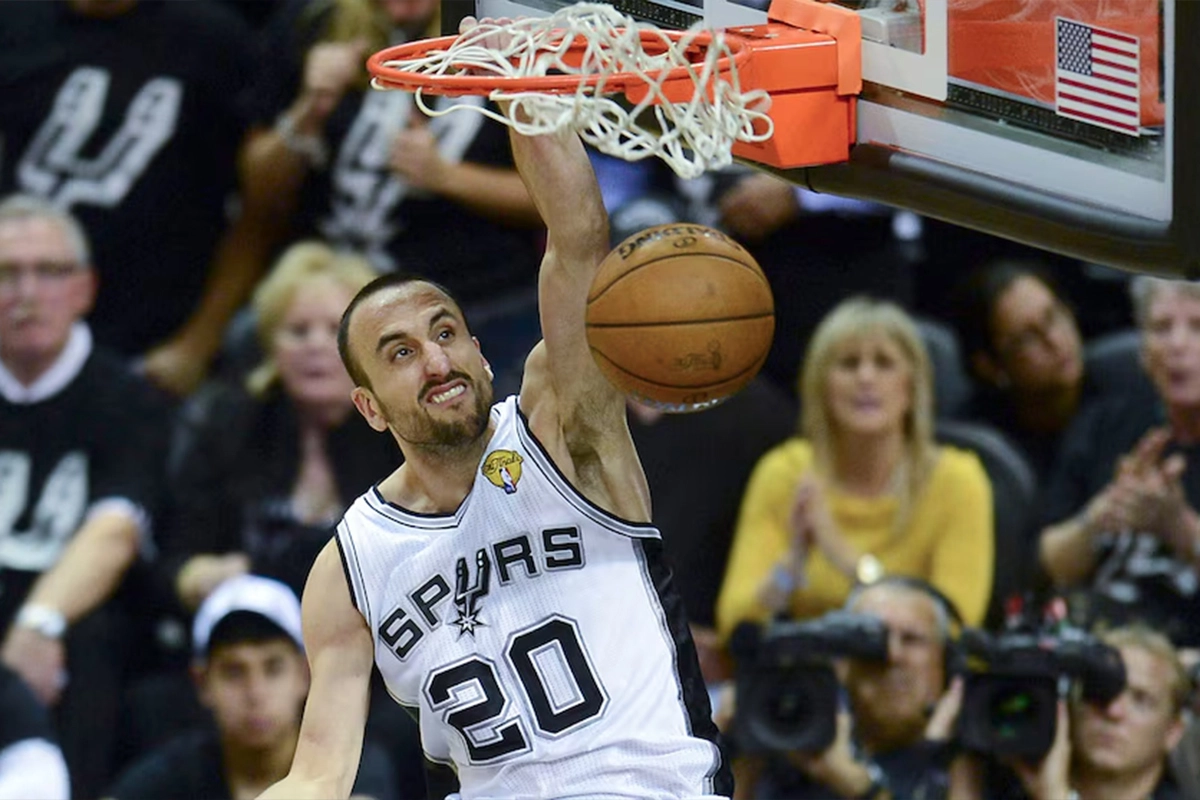Ginóbili fue elegido entre los 100 mejores de la historia en la NBA.