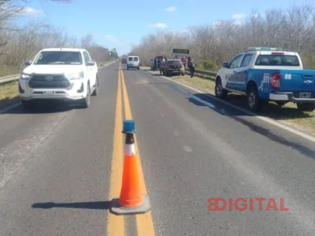 Choque entre auto y camioneta en los puentes de La Picada. Foto: Cable Video Cerrito