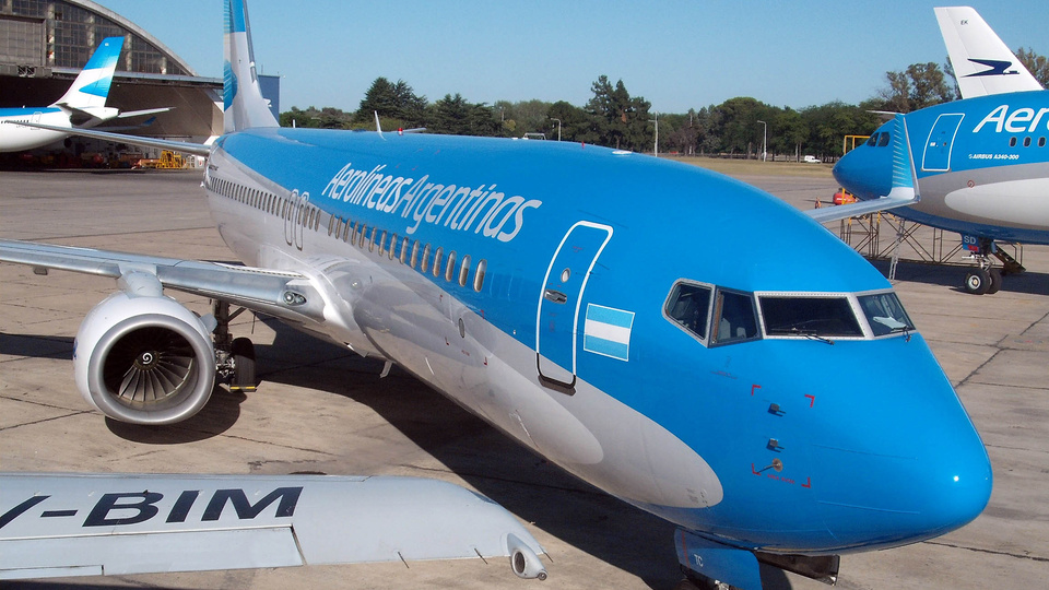 Empezó el paro de controladores aéreos: el cronograma de la medida día por día | El comunicado de Aerolíneas Argentinas
