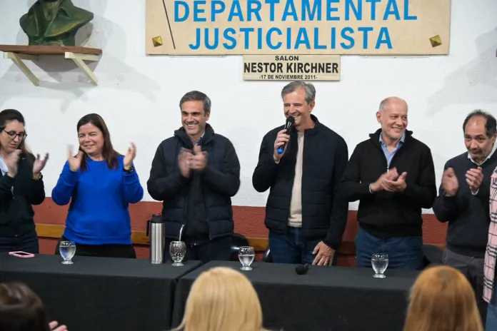 Adán Bahl y Guillermo Michel presentando el frente Fuerza Entre Ríos Adán Bahl y Guillermo Michel presentando el frente Fuerza Entre Ríos