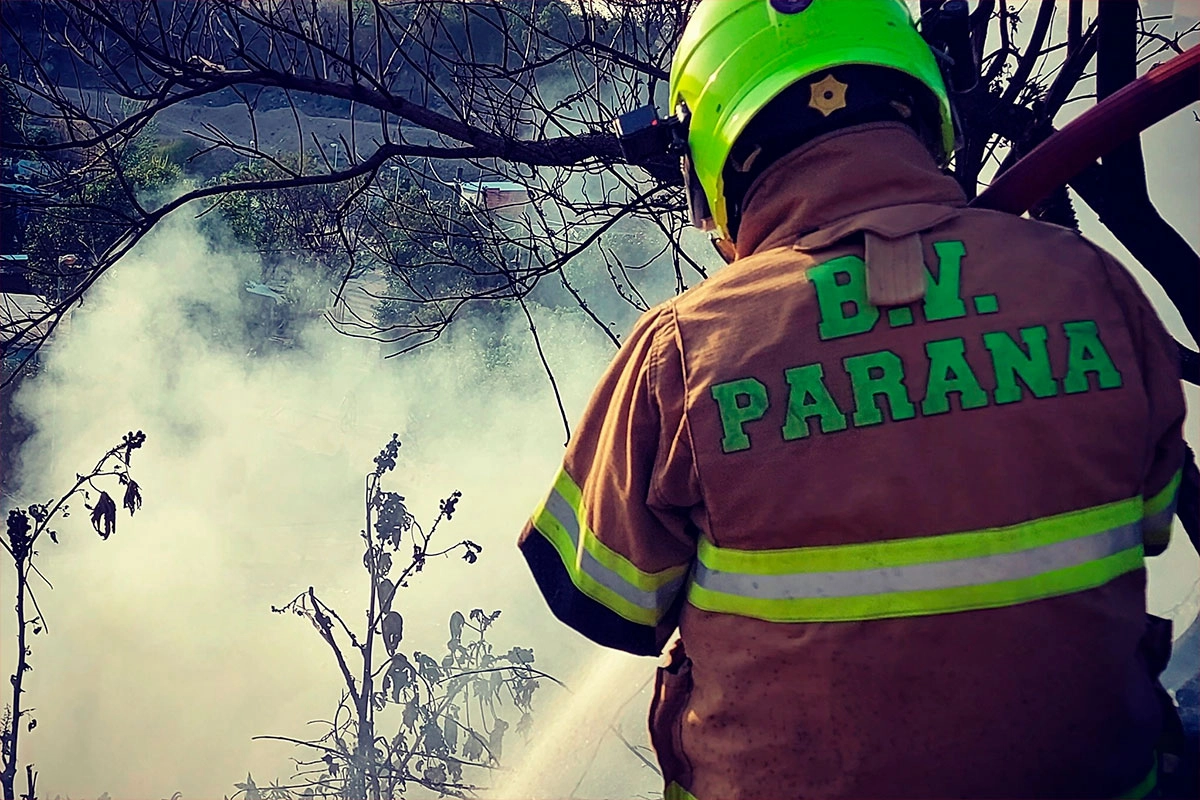 Bomberos Voluntarios de Paraná