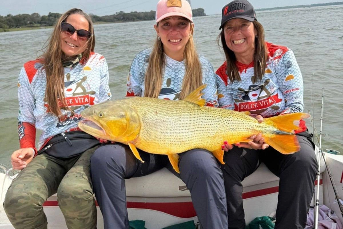 Ganadoras en la Fiesta Nacional del Dorado. Foto: El Litoral