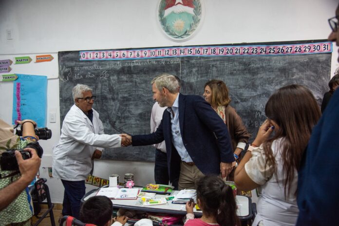 Frigerio anunció que el 100% de las escuelas rurales. Foto: Gobierno ER.