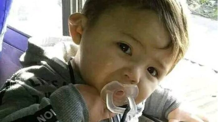 Condenaron a la mamá y el padrastro de León Aquino, el bebé que fue asesinado y torturado con agujas