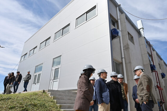 Frigerio recorrió la planta de Calisa. Foto: Gobierno de Entre Ríos Frigerio recorrió la planta de Calisa. Foto: Gobierno de Entre Ríos