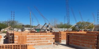 La provincia construye viviendas en Piedras Blancas. Foto: (GER)