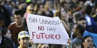 Estudiantes y docentes se movilizan en defensa de la educación pública