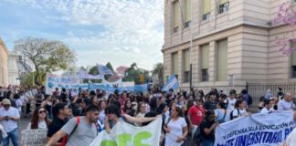 Marcha en Paraná. Foto: AHORA ER.