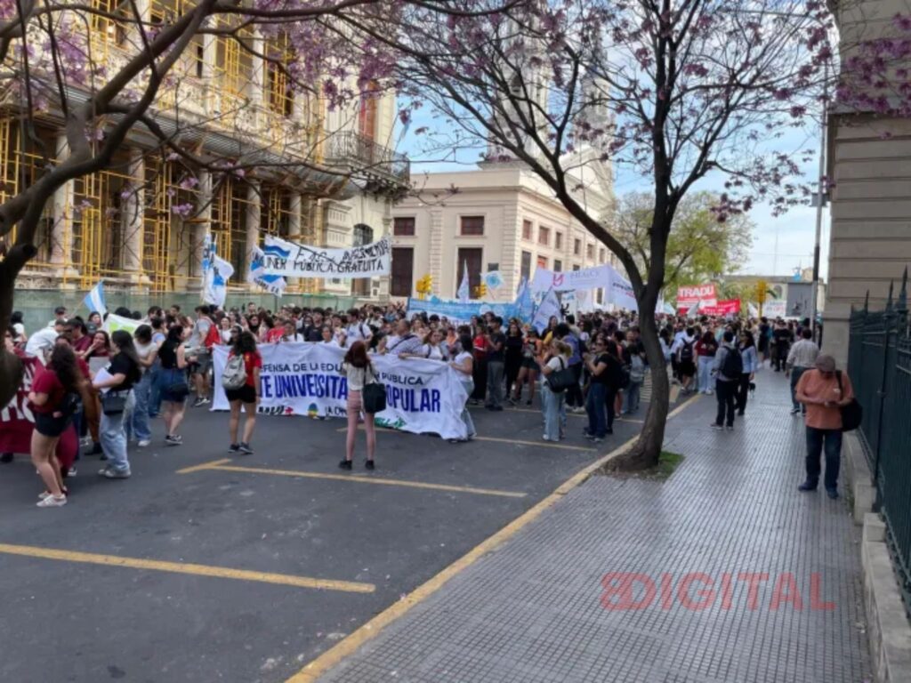 Marcha en Paraná. Foto: AHORA ER.