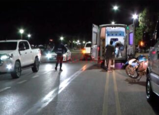 Grave accidente en la Costanera de Paraná: un Uber chocó a un ciclista y luego a una camioneta Grave accidente en la Costanera de Paraná. Foto: Elonce.