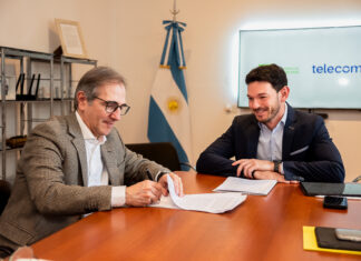 Telecom y Entre Ríos inauguran un aula digital en el MiradorTEC