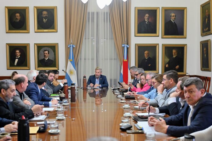 Frigerio encabezó una reunión de gabinete. Foto: (GER). Frigerio encabezó una reunión de gabinete. Foto: (GER).