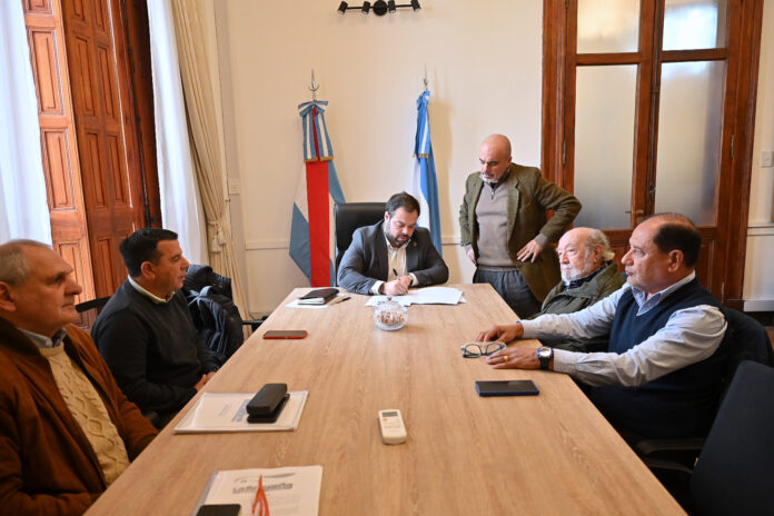 Acuerdan actualización de haberes para jubilados y pensionados. Foto: Gobierno de Entre Ríos.