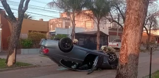 Vuelco de un BMW en Villaguay. Foto: Policía de Entre Ríos