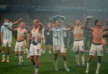 Los jugadores de Racing celebran el boleto a semifinales de la Copa Libertadores. Foto: Marcelo Carroll