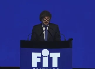 Javier Milei en el FIT 2025. Foto: NA.