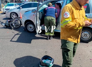 Choque en pleno centro de Paraná dejó una mujer herida y generó embotellamientos Accidente en microcentro paranaense. Foto: Bomberos Voluntarios Paraná