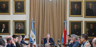 Frigerio encabezó una reunión de gabinete. Foto: Gobierno ER.