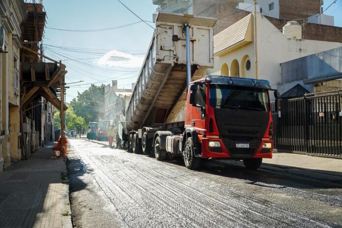 Repavimentaron un tramo de calle México. Foto: Municipio Paraná. Repavimentaron un tramo de calle México. Foto: Municipio Paraná.