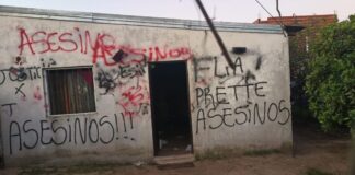 Incendiaron la casa de los imputados por el crimen de Jesica Bravo.