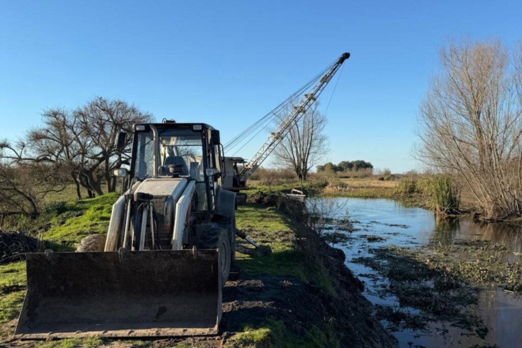 Trabajos en el arroyo Hondo previenen anegamientos en Islas del Ibicuy