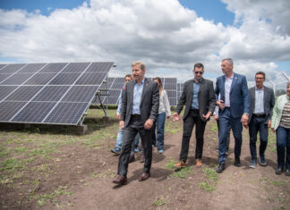 Frigerio inauguró un nuevo parque solar en el Autódromo de Paraná