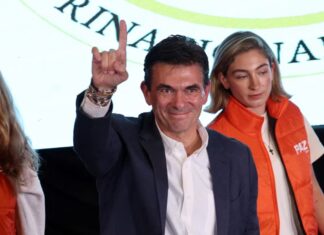 Rodrigo Paz se impuso ante Jorge Tuto Quiroga y será el próximo presidente de Bolivia. Foto: Reuters / Adriano Machado.