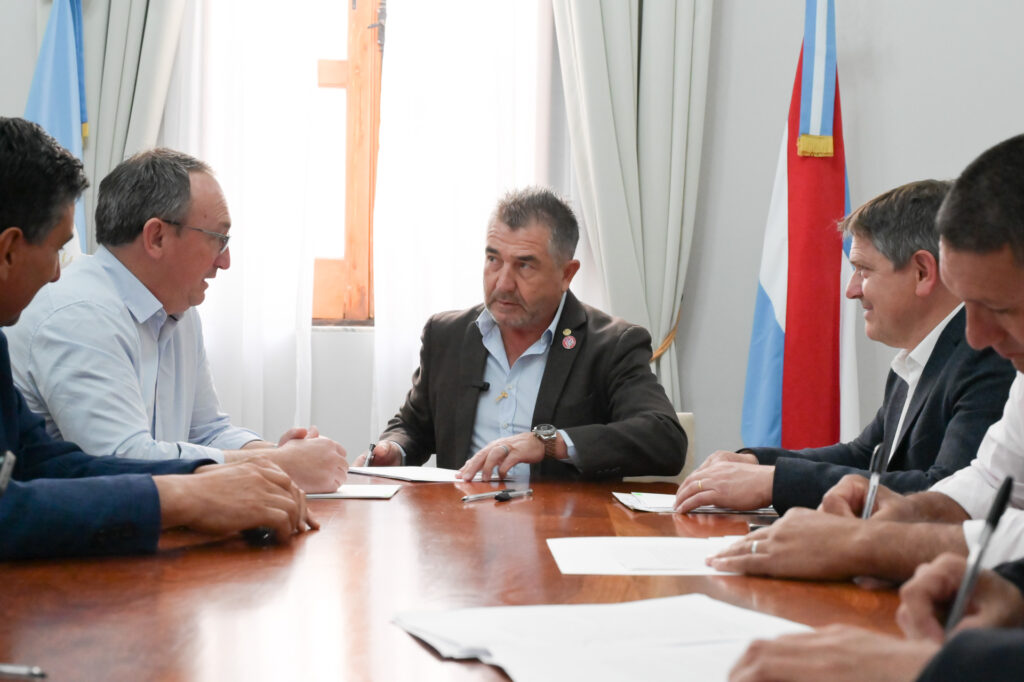 Refuerzan la seguridad en municipios y comunas de Entre Ríos.