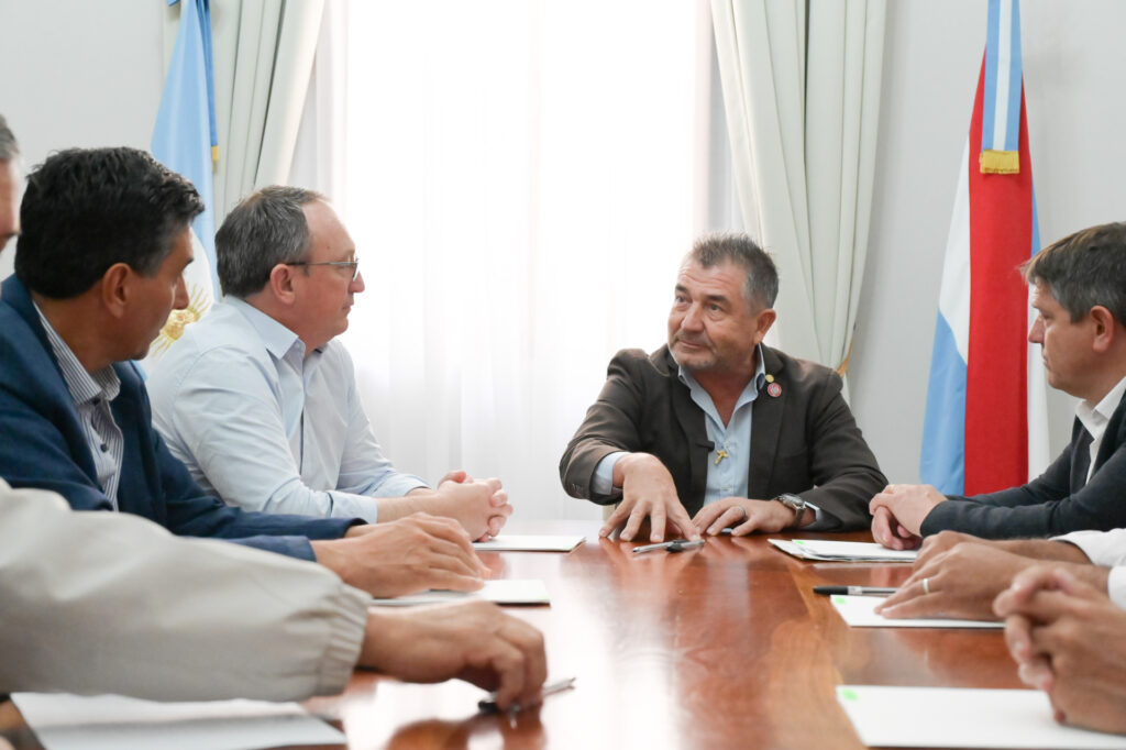 Refuerzan la seguridad en municipios y comunas de Entre Ríos.