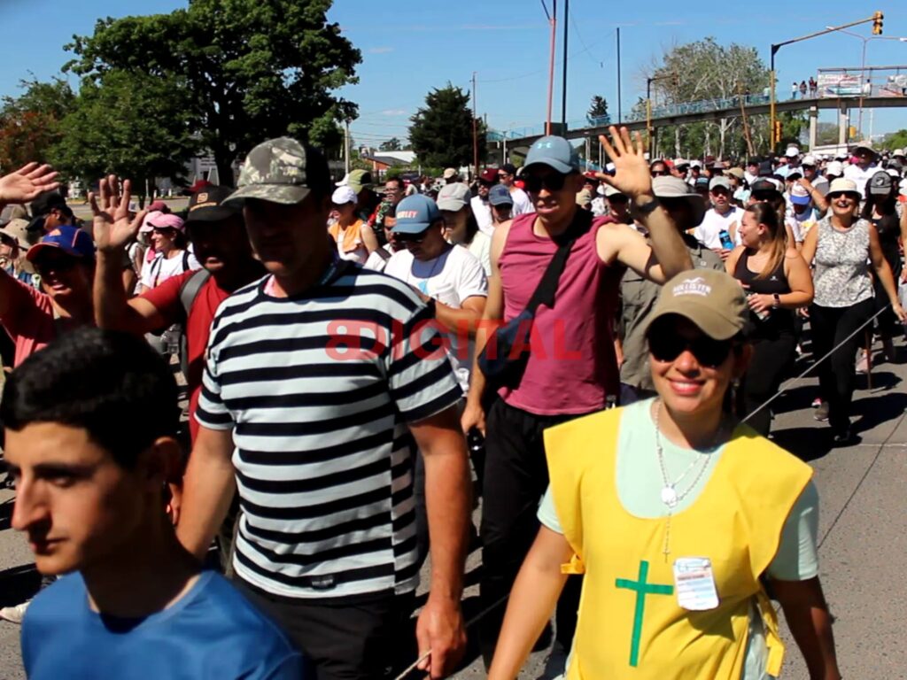 Peregrinación Hasenkamp–Paraná. Foto: Elochodigital.