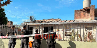Allanamientos y armas secuestradas en barrio Mosconi. Foto: Elonce