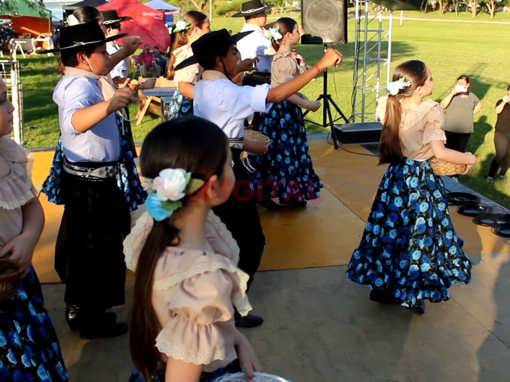 Puerto Curtiembre celebró su 155° aniversario. Foto: Elochodigital