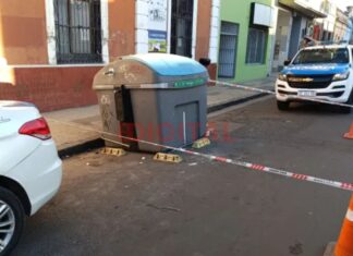 Hallaron dos fetos en un contenedor de residuos en el centro de Paraná Hallaron dos fetos en un contenedor de residuos en el centro de Paraná. Foto: Reporte 100.7