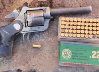 Un grupo impidió la detención de un hombre armado. Foto: P.E.R.