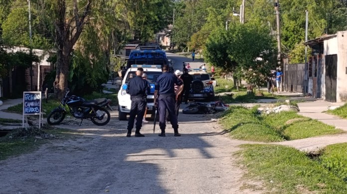 Dos detenidos y una moto secuestrada tras una violenta pelea que terminó a los tiros en Paraná. Foto: Reporte 100.7