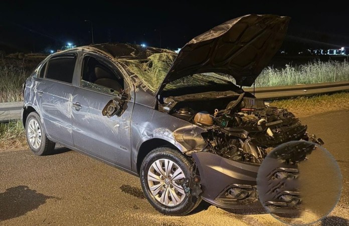 Volcó un auto en la Ruta 14, a la altura de Concepción del Uruguay. Foto: P.E.R.