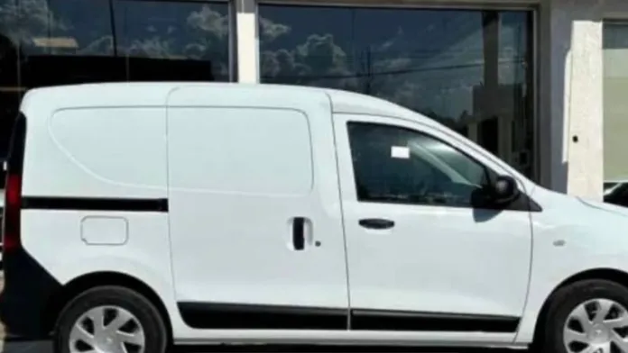 Joven de Paraná denunció que un hombre intentó subirla a una camioneta blanca en la zona sur Joven de Paraná denunció que un hombre intentó subirla a una camioneta blanca en la zona sur