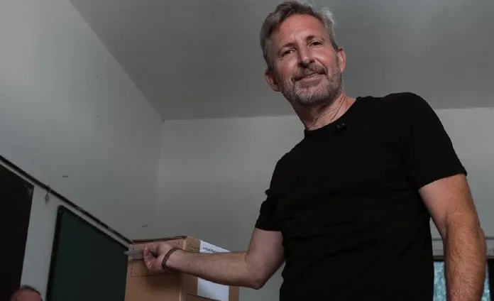 Rogelio Frigerio votó en Villa Paranacito Rogelio Frigerio votó en Villa Paranacito